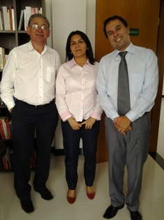 Emanuel Vaz, diretor substituto da SECAD,  a empossada Maria de Fátima e o diretor do foro, juiz federal Fabiano Verli