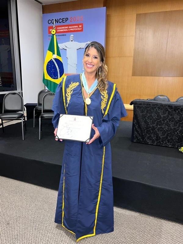 INSTITUCIONAL: Chefe da Assessoria de Relações Públicas e Cerimonial do TRF1 é empossada na Academia Brasileira de Cerimonial e Protocolo