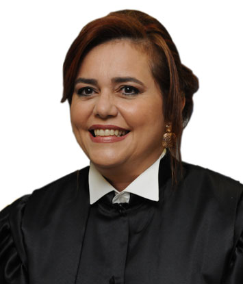 INSTITUCIONAL: Desembargadora federal Mônica Sifuentes toma posse no Instituto de Advogados Brasileiros