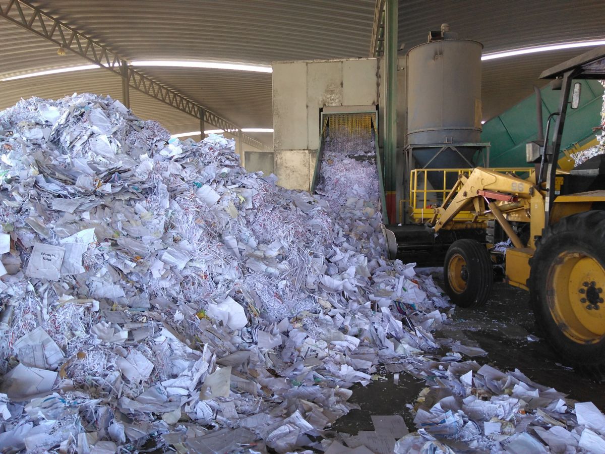 INSTITUCIONAL: SJDF recicla quase uma tonelada de papel