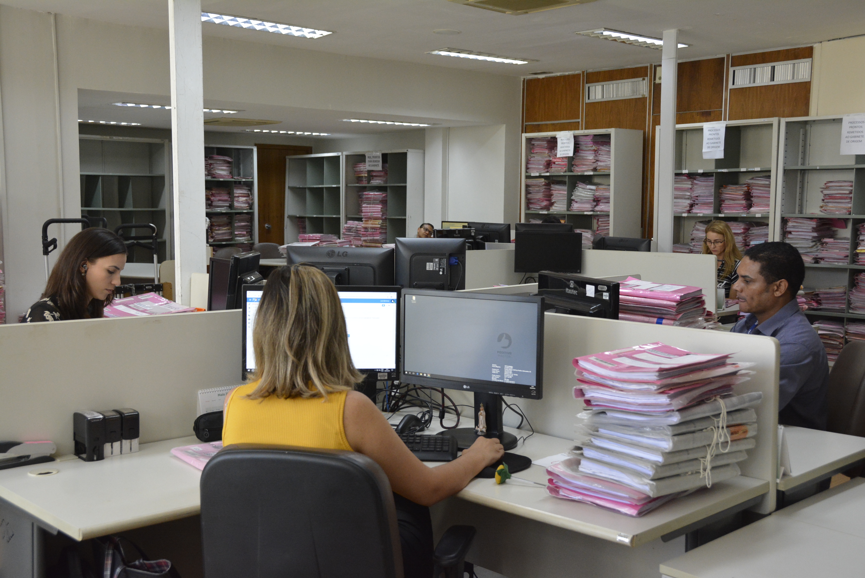 INSTITUCIONAL: TRF1 digitaliza mais da metade do acervo de guarda permanente do arquivo administrativo do órgão