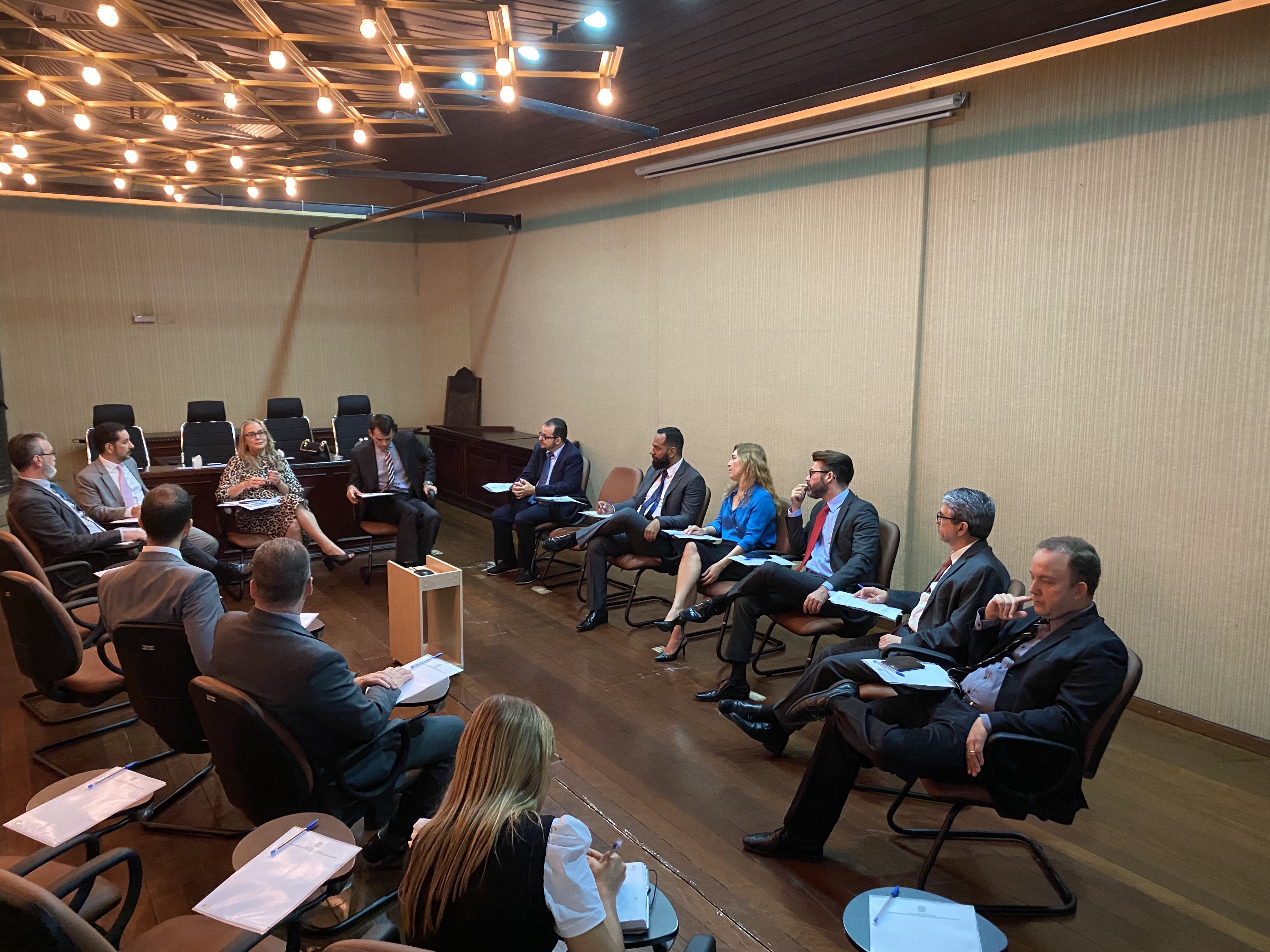 INSTITUCIONAL: Seção Judiciária de Goiás discute aperfeiçoamento dos Juizados Especiais Federais