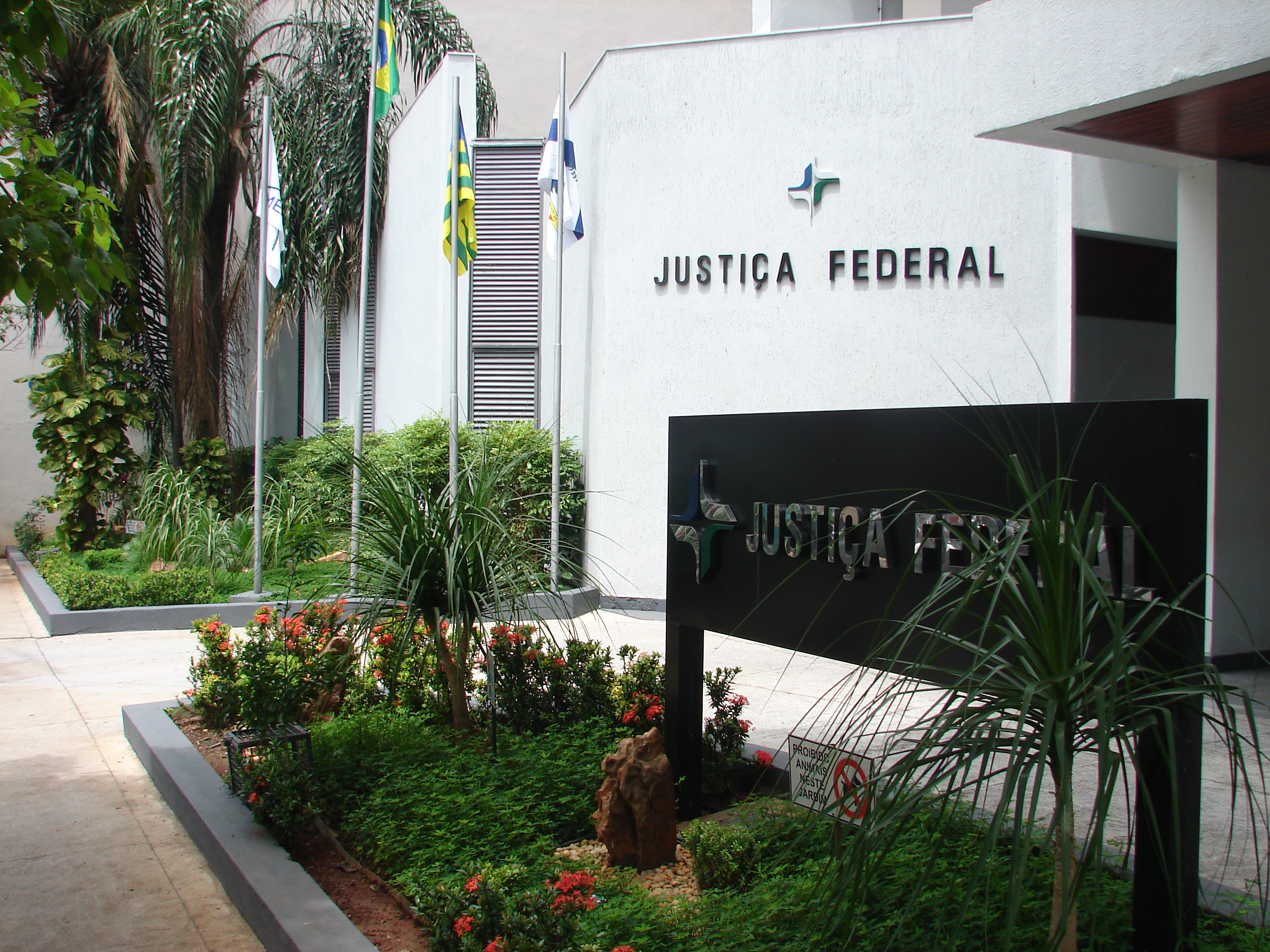 INSTITUCIONAL: TRF1 suspende prazos de processos em que a DPU atua na Justiça Federal em Goiás
