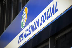 DECISÃO: Desconto de pensão em benefício previdenciário deve ser analisado pela Justiça Estadual