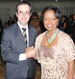 Desembargadora federal Neuza Alves é agraciada com a Ordem do Mérito Cívico