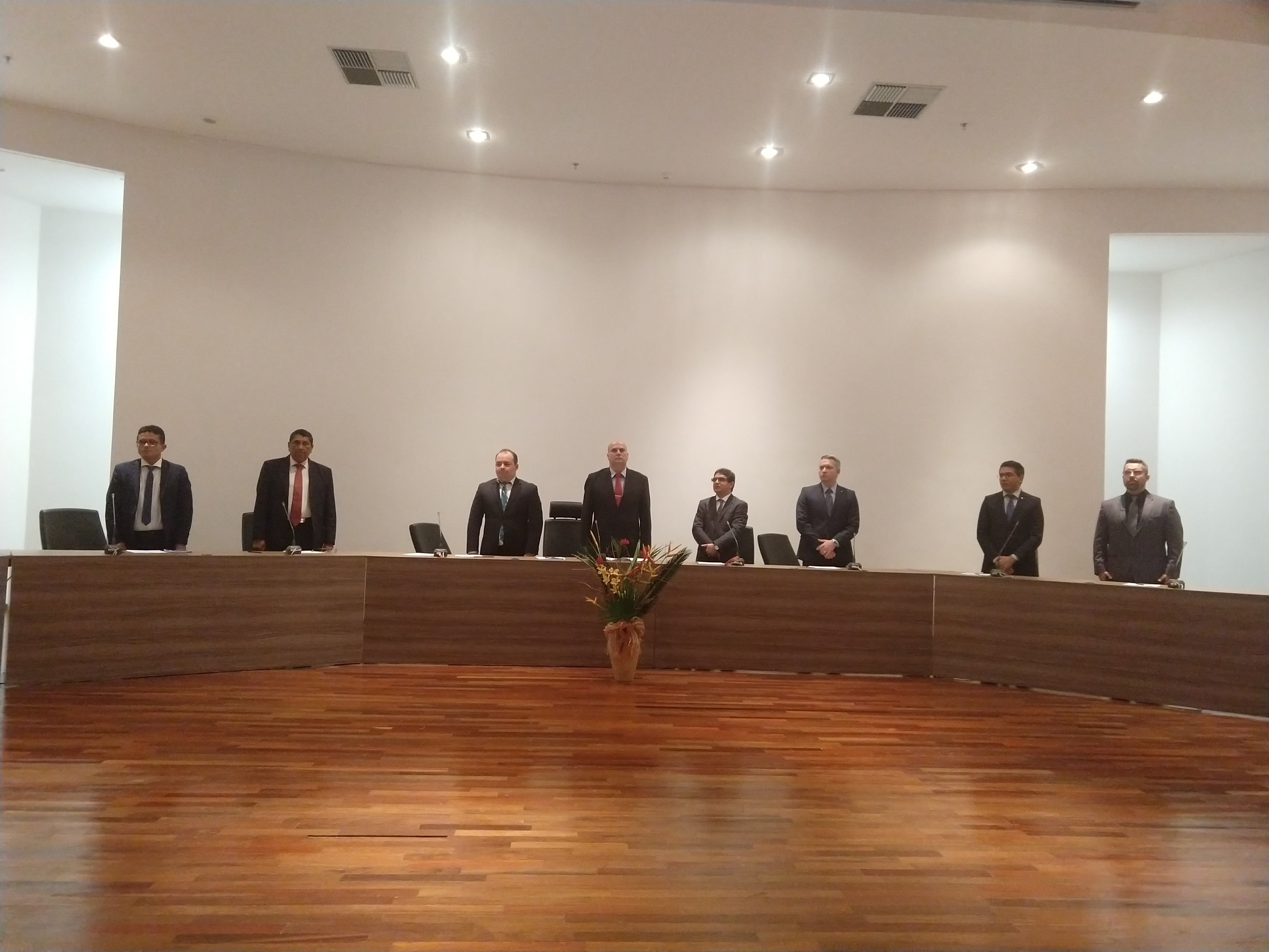 INSTITUCIONAL: Juiz federal Hilton Sávio Gonçalo Pires é o novo diretor de foro da SJAP