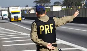 DECISÃO: Negado pedido de invalidação de investigação social em concurso da Polícia Rodoviária Federal a candidato com reiteradas infrações de trânsito