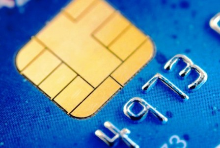 DECISÃO: TRF1 decide que crime praticado por estagiária da Caixa que fraudou emissão de cartão de crédito é estelionato majorado