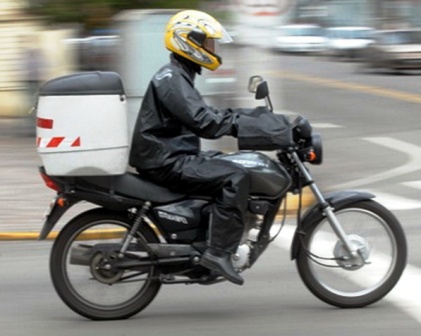 DECISÃO: Norma que considera atividade profissional com moto perigosa é anulada por vício em tramitação