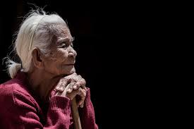DECISÃO: Determinado o pagamento do benefício de prestação continuada LOAS para idosa que vivia em situação de vulnerabilidade social